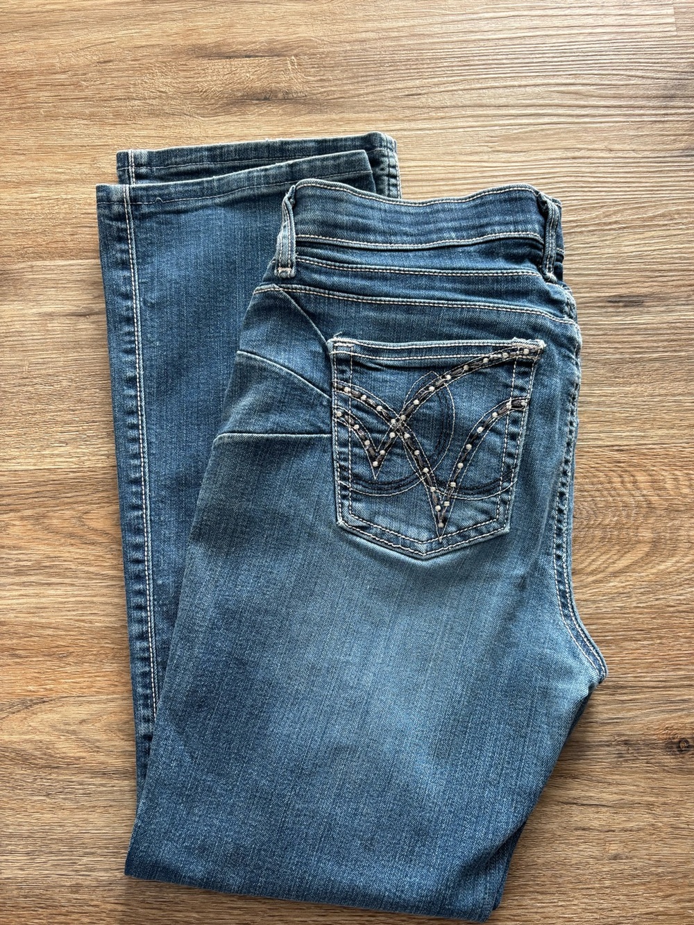 Q-baby Wrangler 7/8 x 32 WRQ25ST women’s jeans. Preloved. Med Rise. See info: - Picture 12 of 12